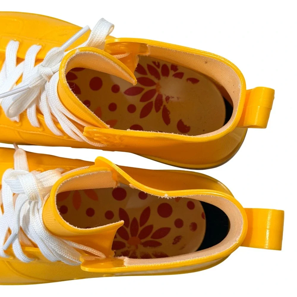 N/A bright yellow